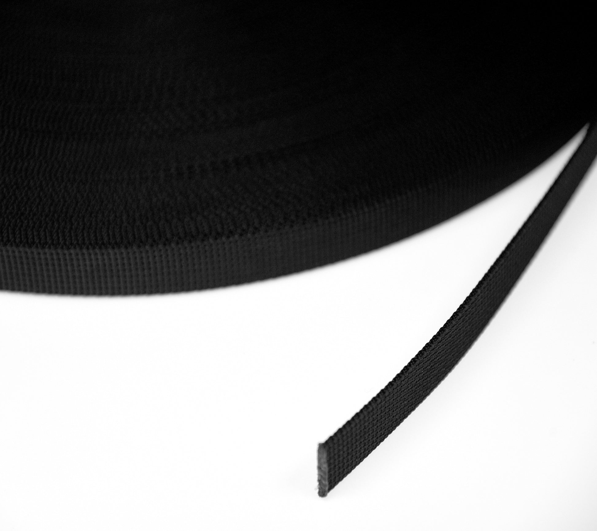 15mm-polyester-webbing-side-of-roll-showing-width