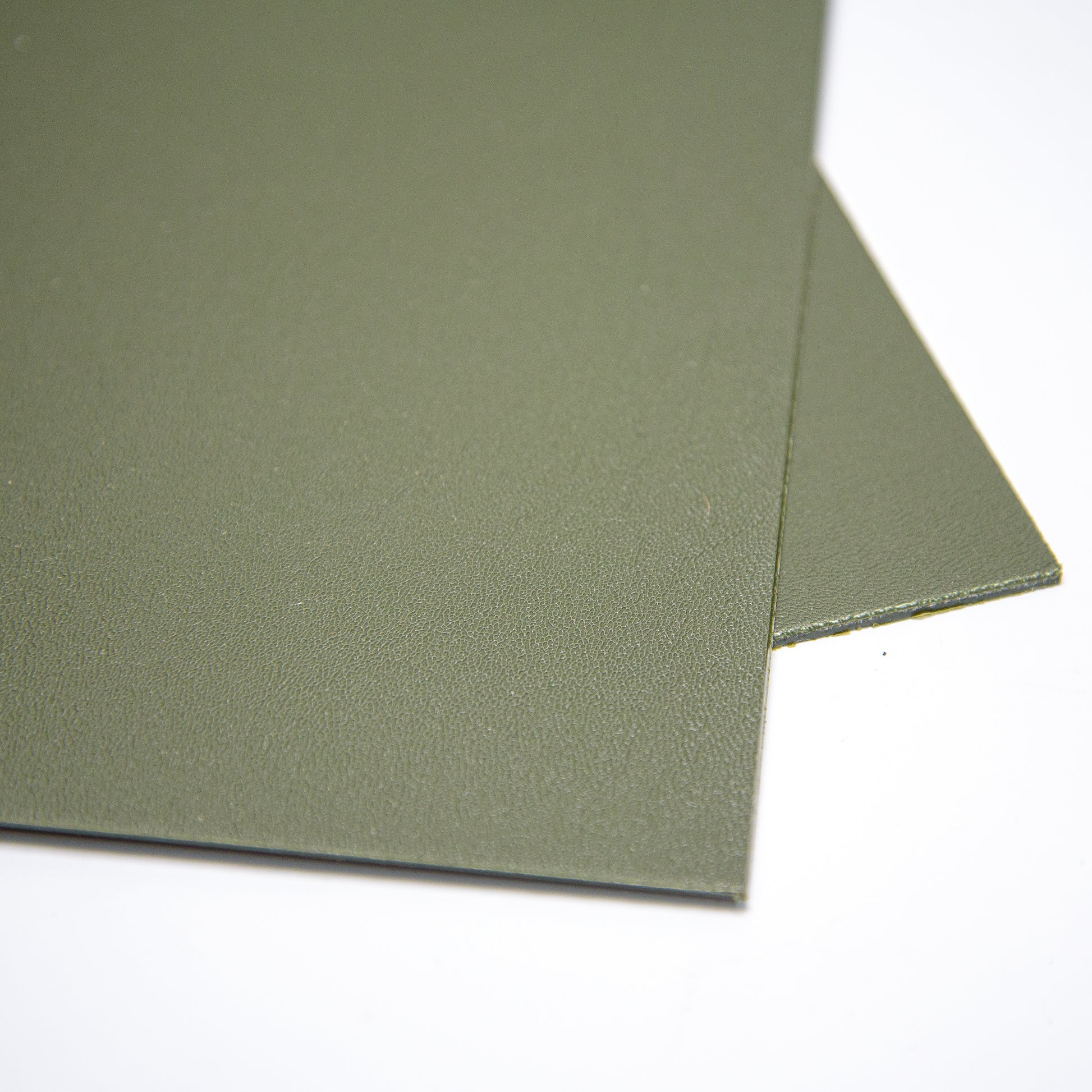 2-corners-of-od-green-kydex-showing-corners